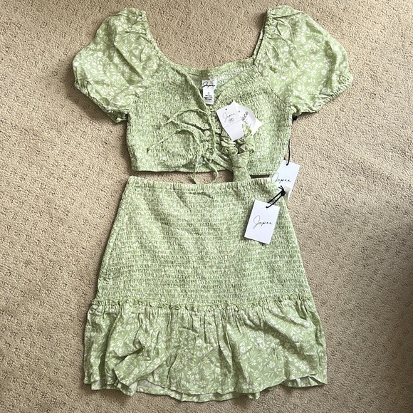 Japna Dresses & Skirts - Matching Top/Skirt Set NWT
